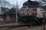 MBTA 1133 pulling into the station